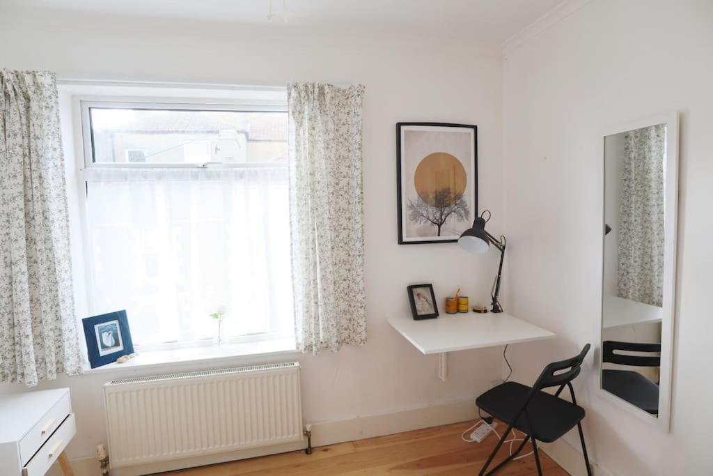 Cute Cottage 4 Mins From Cafes Station And Sea St Leonards-on-Sea Esterno foto